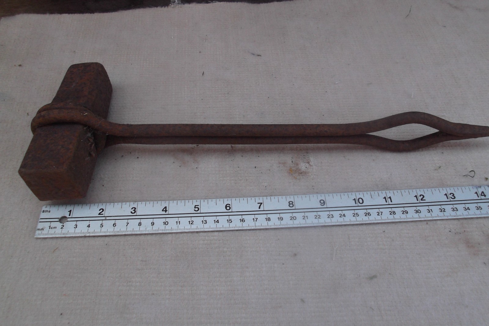 VINTAGE BLACKSMITHS, METALWORKING TOOL - Approx. 4lbs.