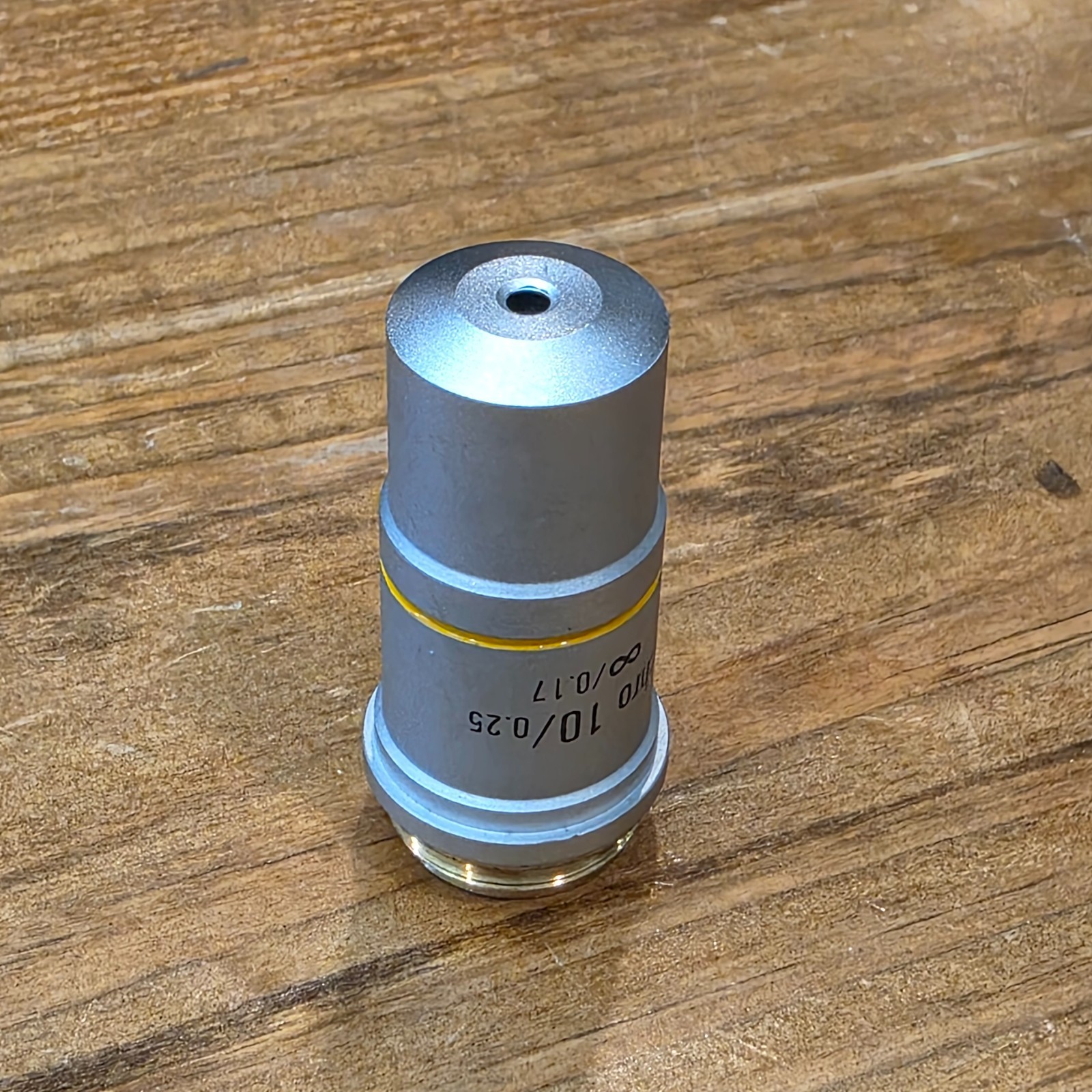 Leica 2000 ACHRO 439 Microscope Objective 10/0.25 ∞/0.17