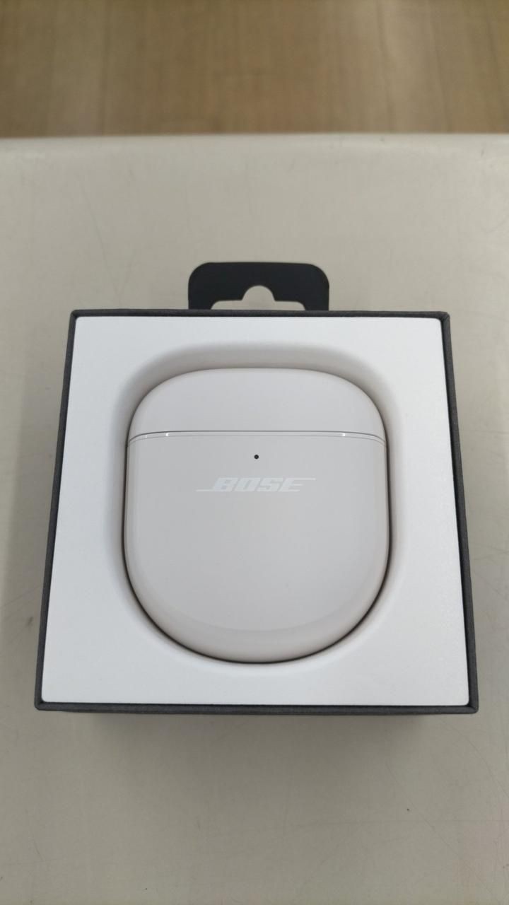 Bose BT Earbuds QUIETCOMFORT II Used