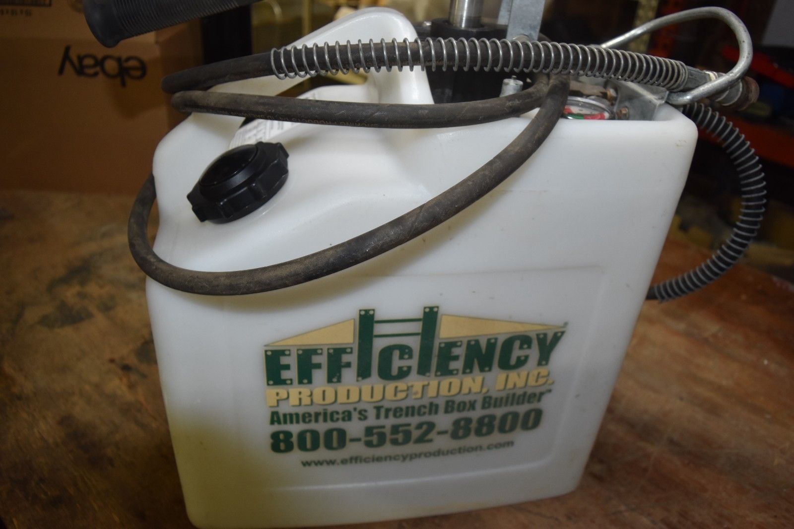 EFFICIENCY 5 Gallon Hydraulic Shoring Hand Pump Trench Box Plastic Pump Can F/S