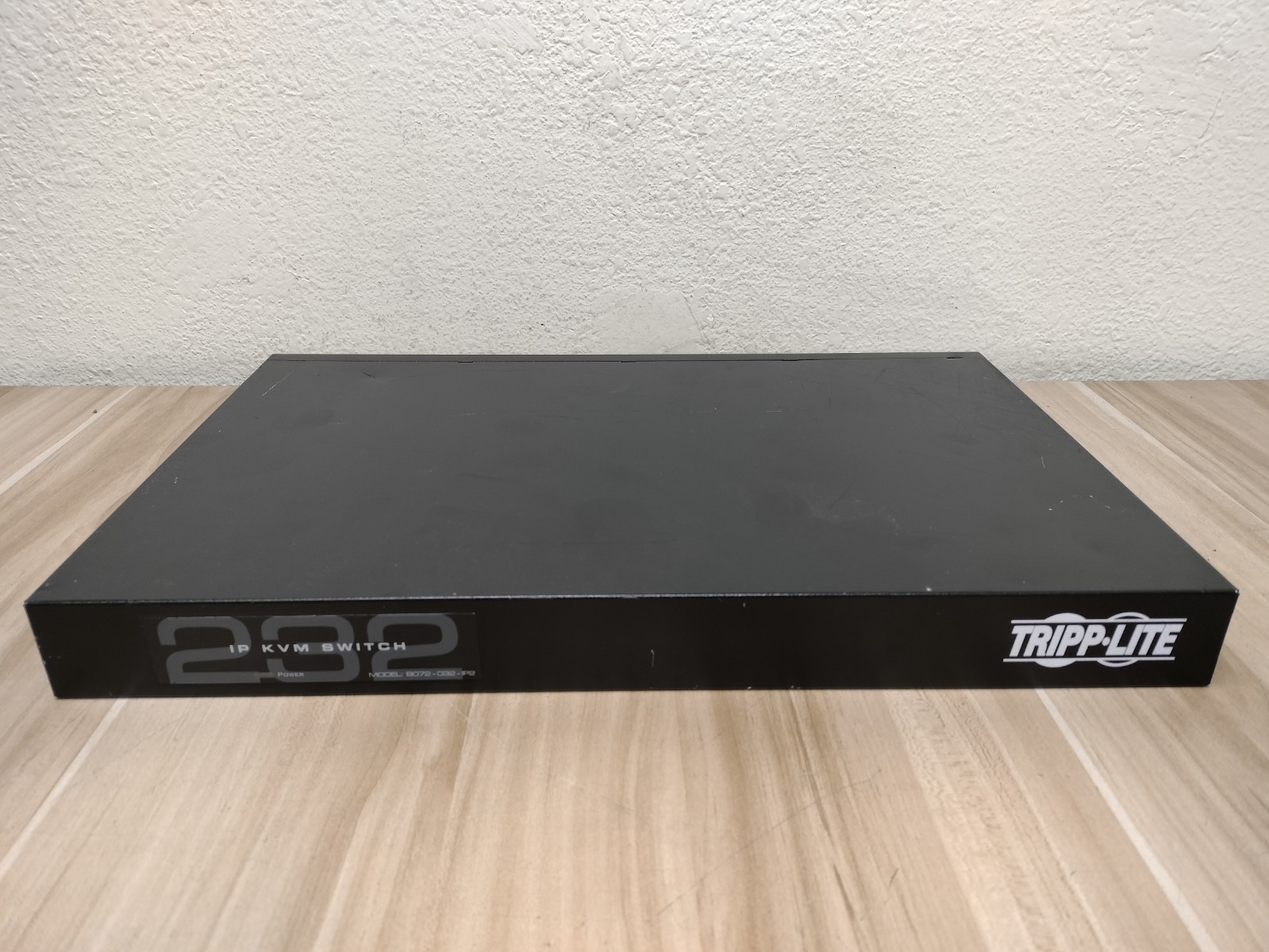 Tripp Lite B072-032-IP2 32 Port Cat5  IP KVM Switches AG-0099