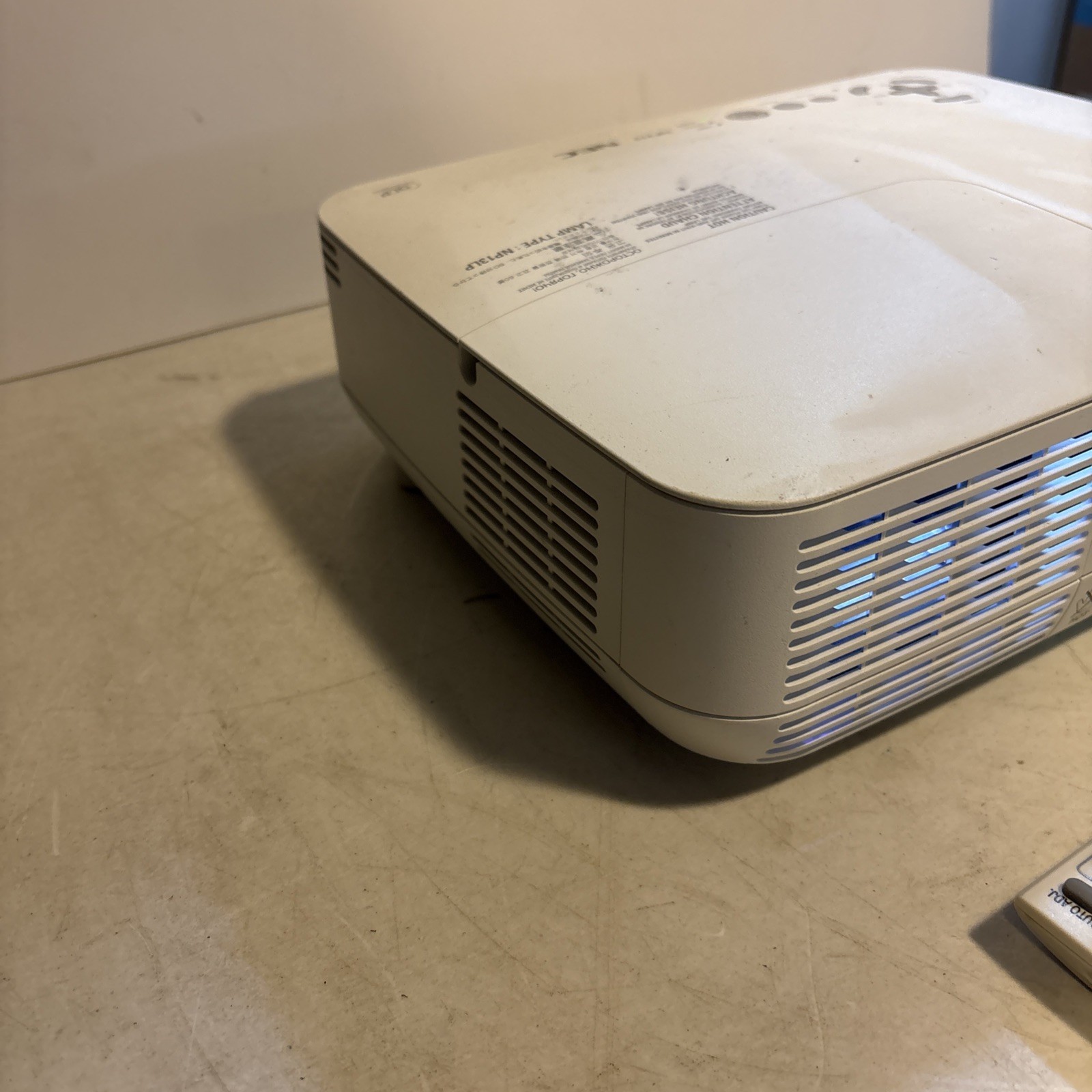 NEC NP215 DLP Engine Compact Mobile Projector. Works Great. W/ Remote