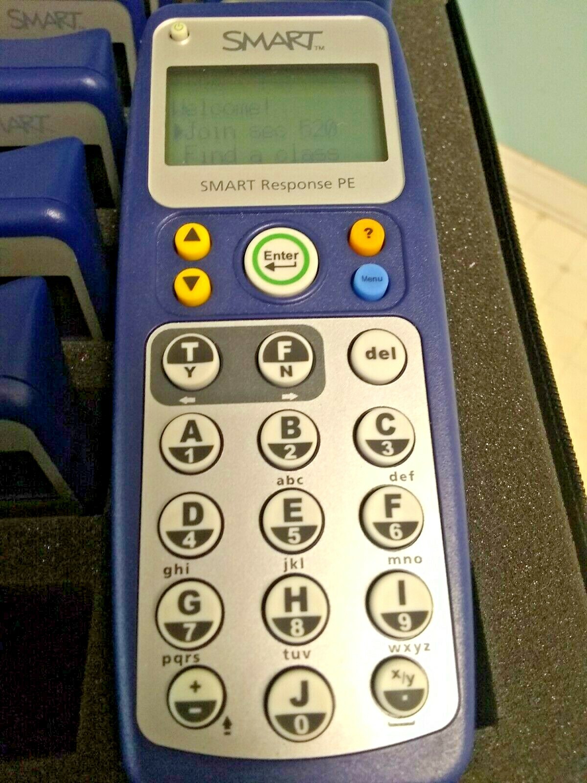 Smart Response PE 03-00174 Remote / Clicker *Powers On*