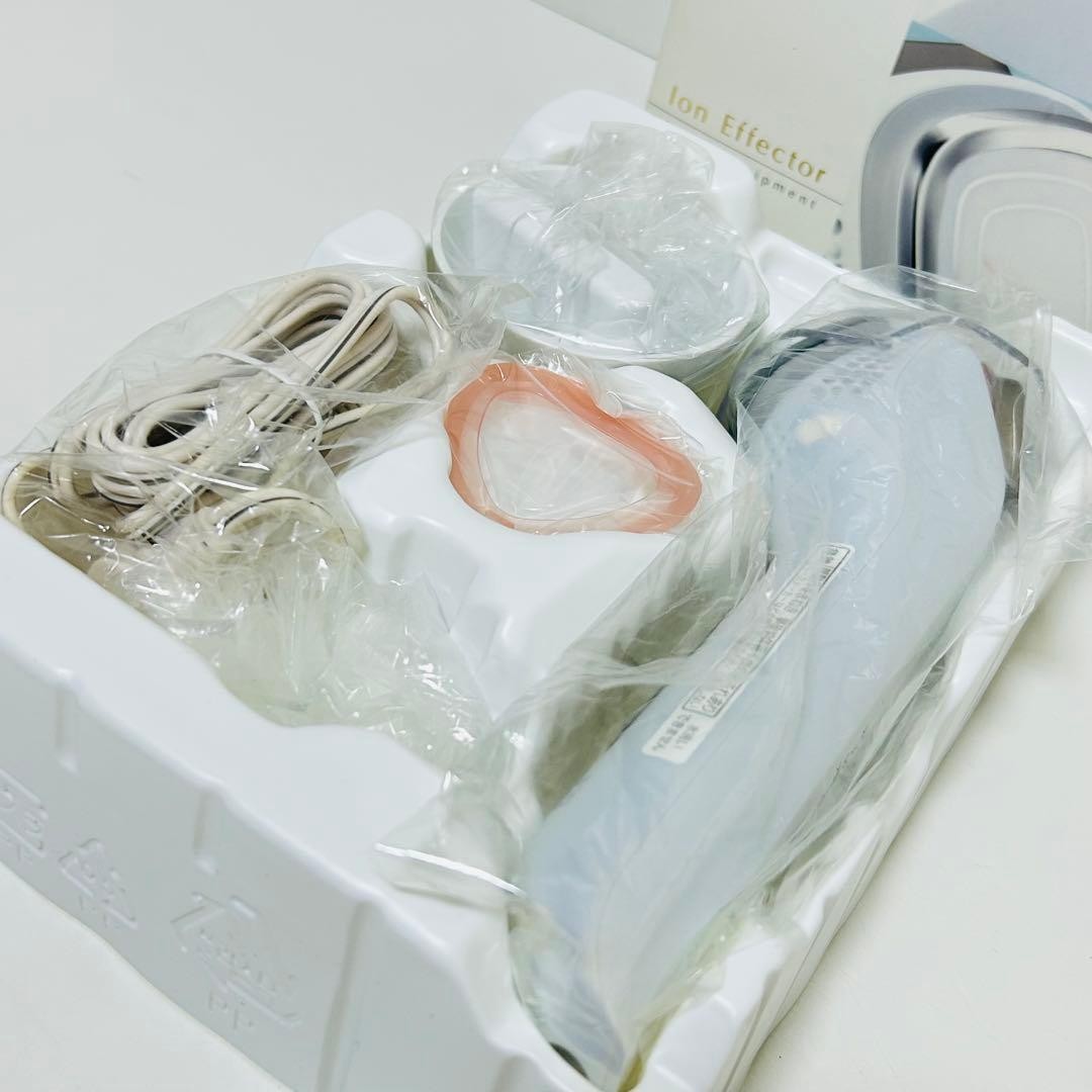 Panasonic Ion Effector Beauty Device EH-ST86 Unused