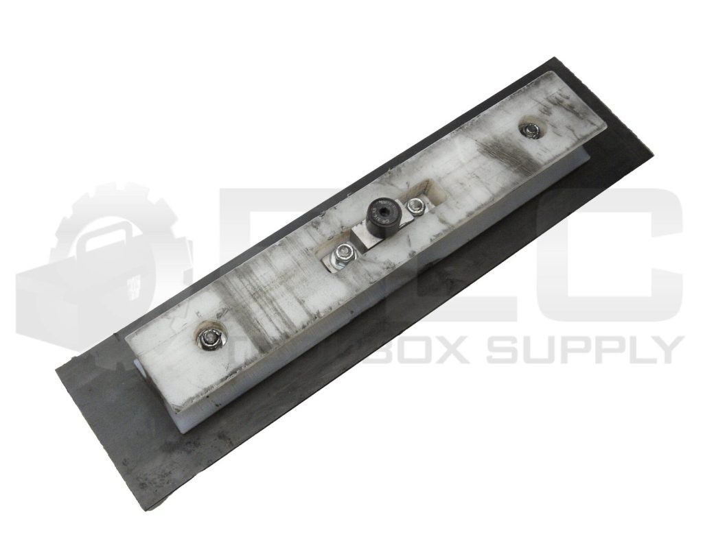 05574588 BOTTLE GUIDE 3.7" x 15" x .547"