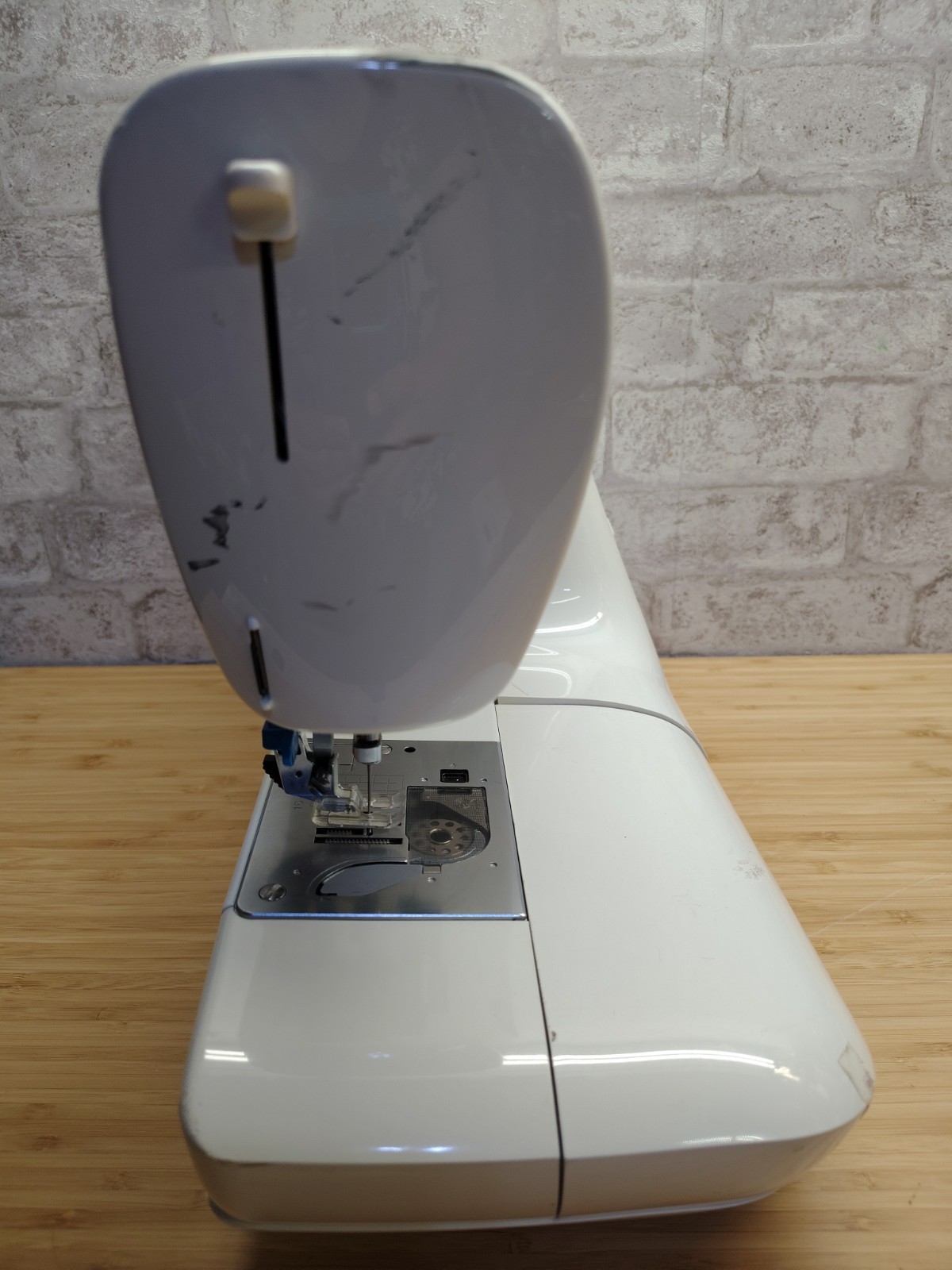 Baby Lock ESi-2 Esante Sewing & Embroidery Machine