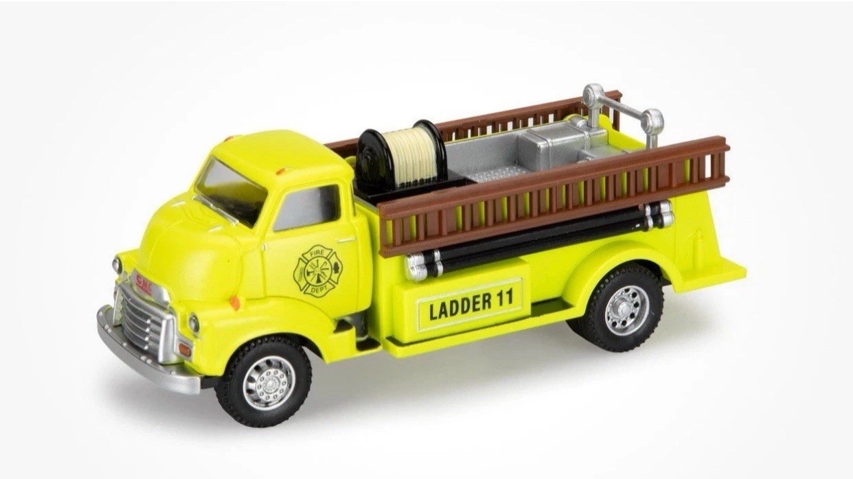 1954 GMC FIRE ENGINE TRUCK 1/48! O SCALE O GAUGE TRAIN VEHICLE CAR FOR STATION