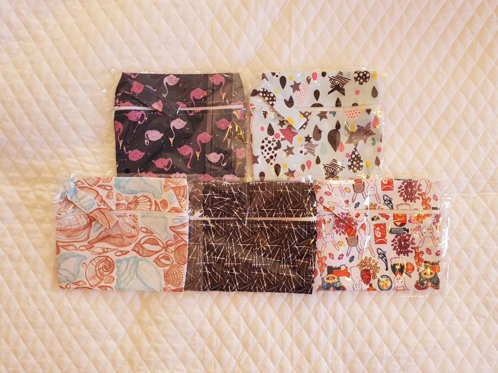 5 Pack - Wet Bags for Reusable Menstrual Pads - Waterproof Polyester with Zipper