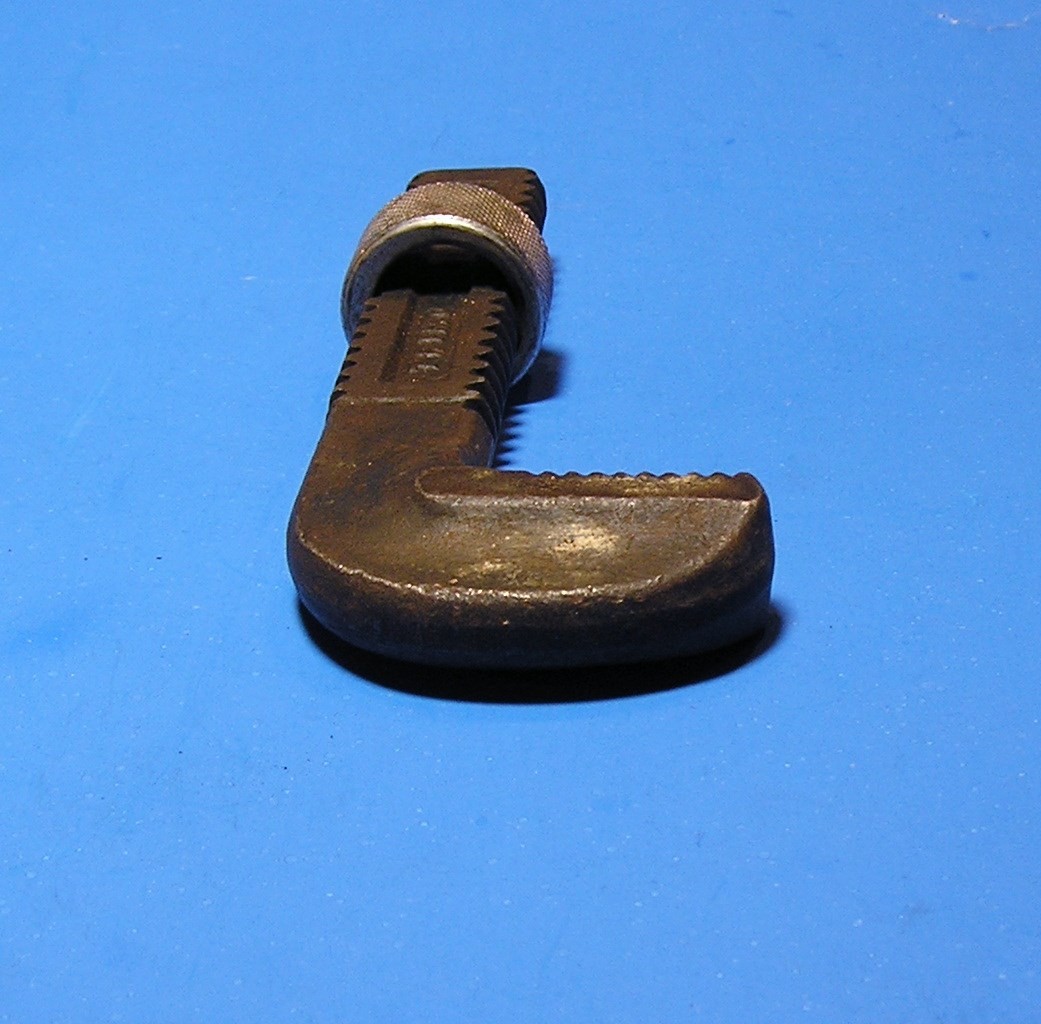 REPLACEMENT 14" Trimo hook jaw & Ring Nut
