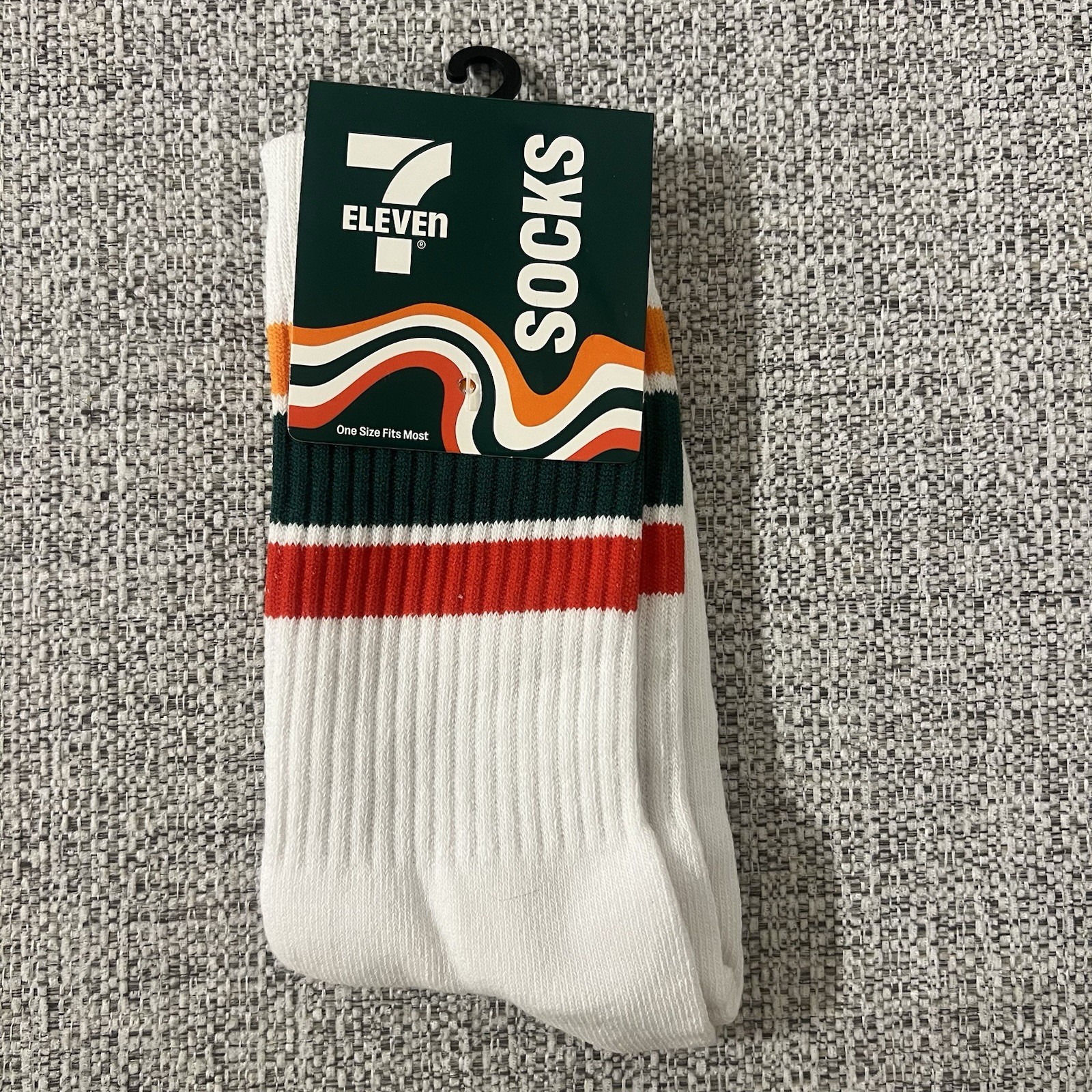 7 Eleven Tube Socks White With Stripes One Size NWT