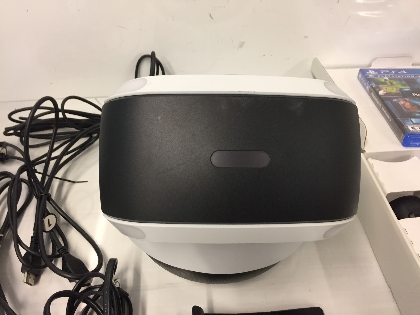 Sony PlayStation VR PSVR Bundle CUH-ZVR2 Headset Camera 2 Move Controllers (Mint
