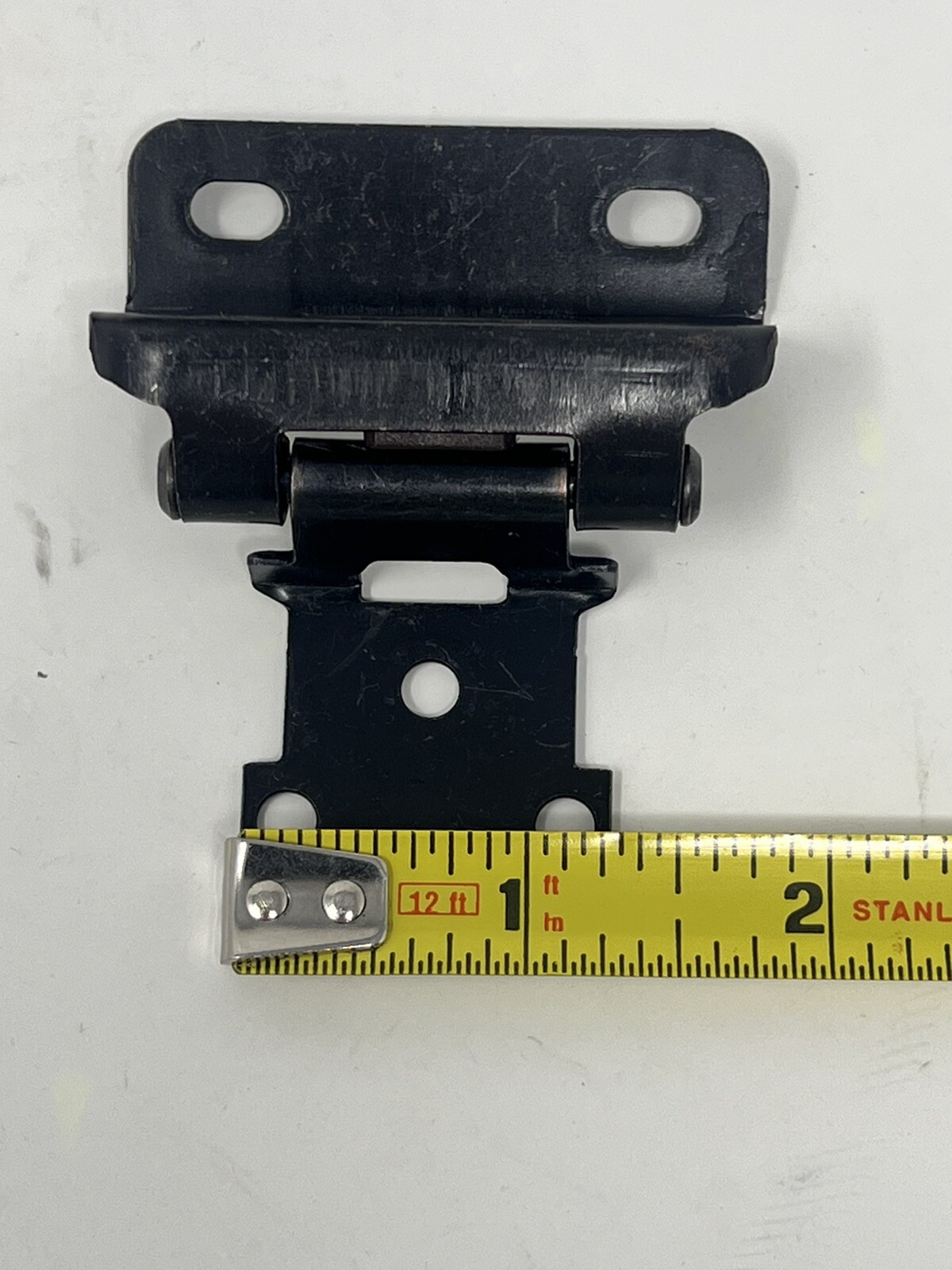 24x DecoBasics Partial Overlay Cabinet Hinges 1/2” Bronze