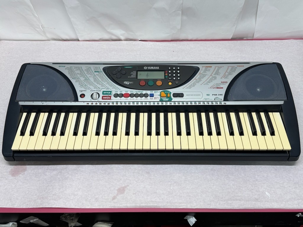 Yamaha PSR-240 Portatone 90s 61-Key Electronic Keyboard MIDI Touch Response P&R