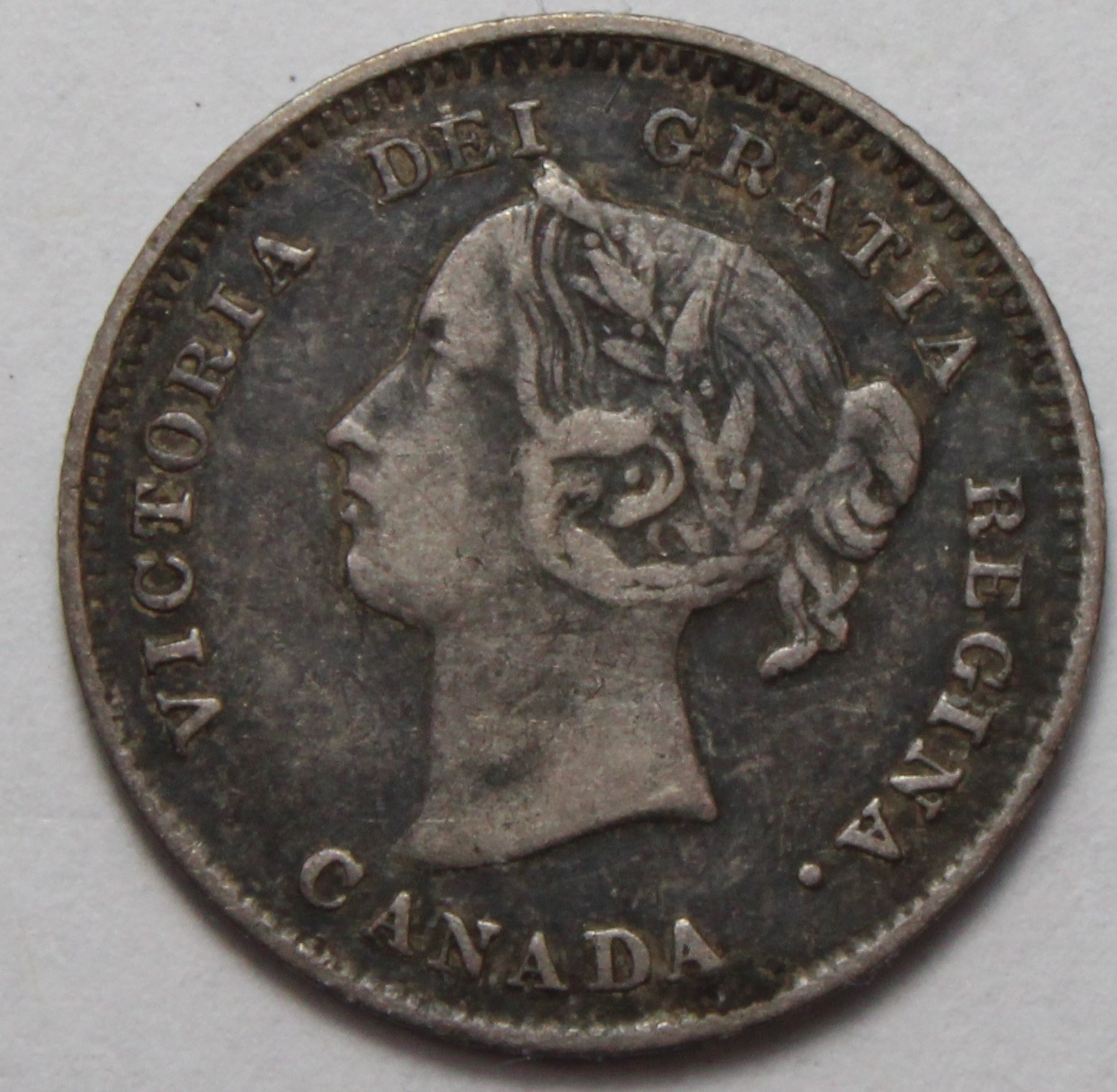 Canada 1888 Silver 5 Cents, Nice Grade, Queen Victoria (C588)