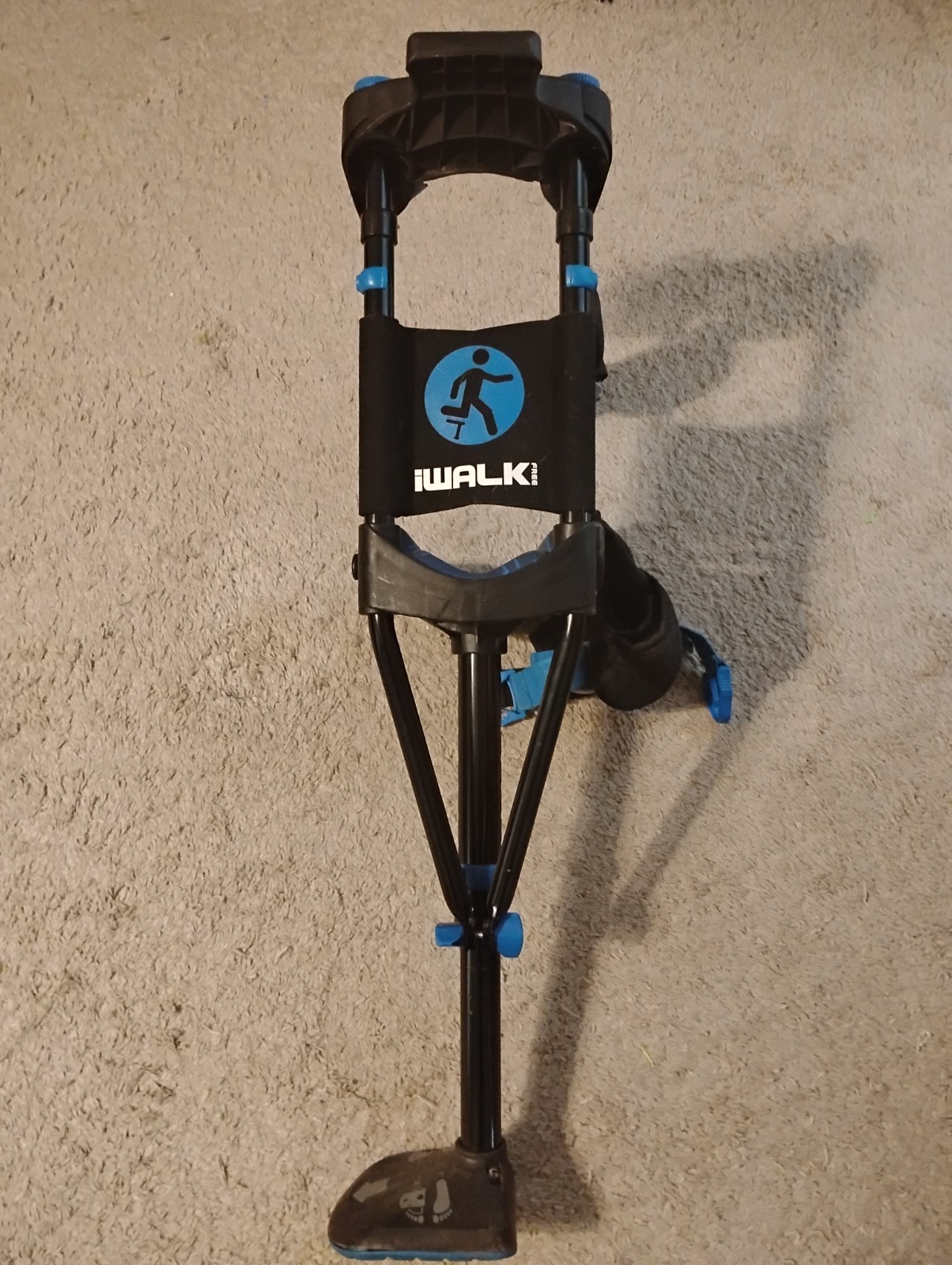 iWALK iWALK Free Hands-Free Crutch Adjustable Height Lightweight Black/Blue