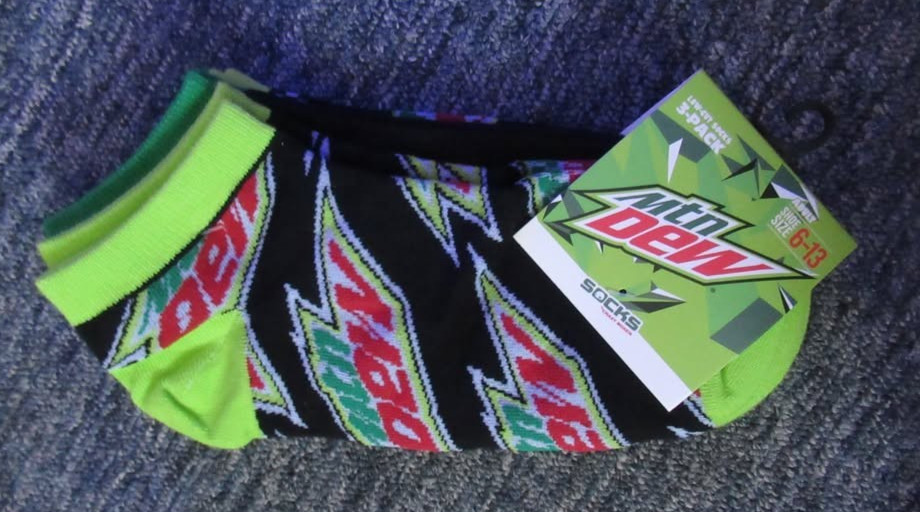 NEW 3 PAIR OF MOUNTAIN MT DEW SOCKS~SHOE SIZE 6-13 PEPSI NEW WITH TAGS