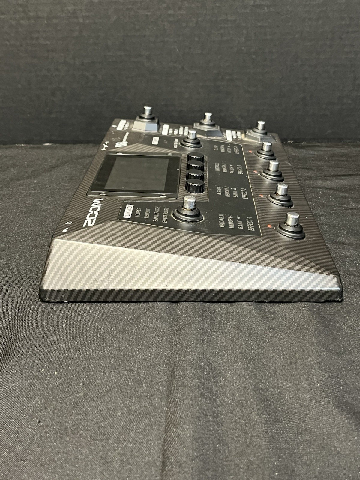 Zoom B6 Bass Multi-Effects Processor For Electric Bass
