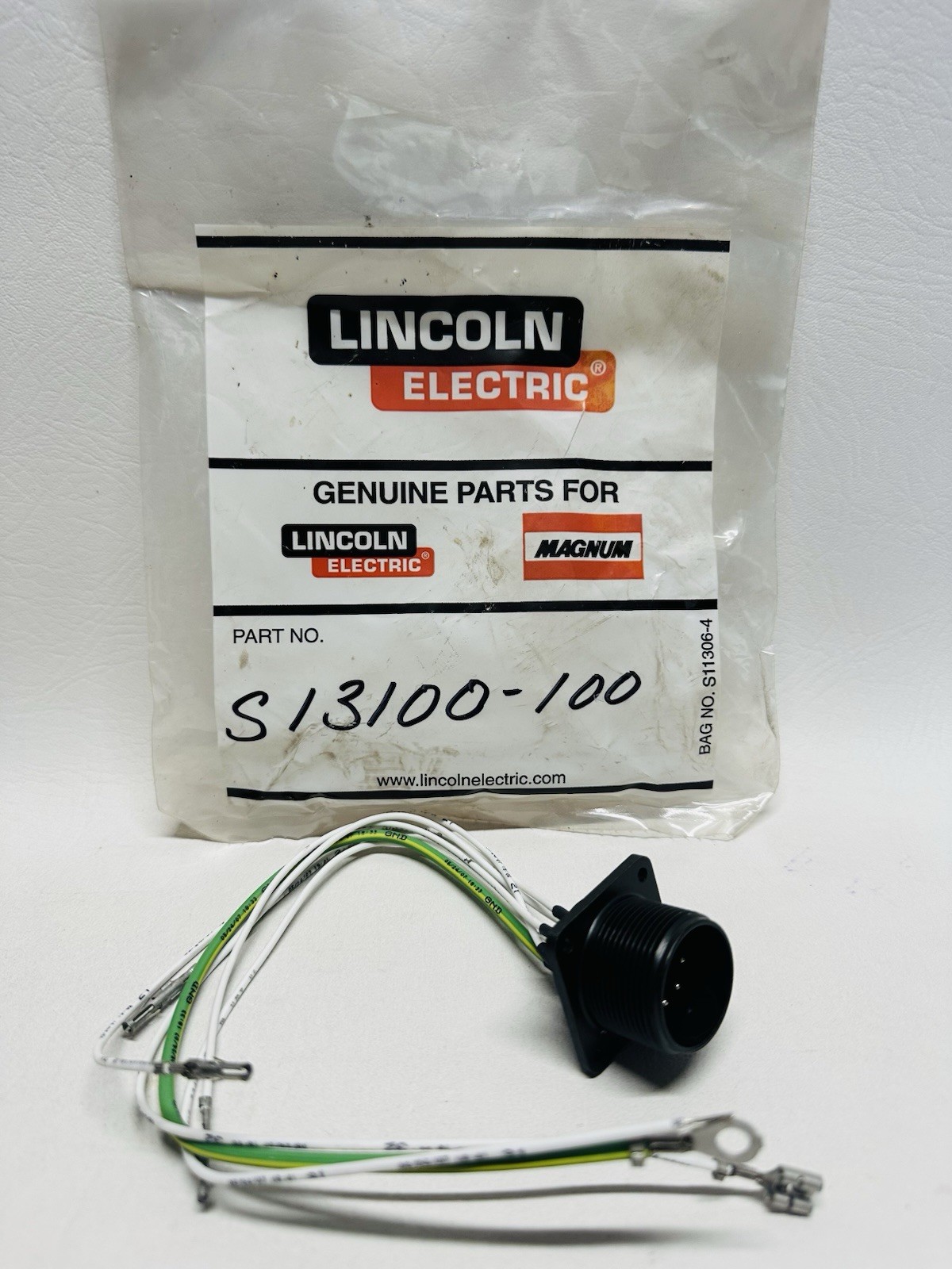 NEW Lincoln Electric 9SS13100-100 Receptacle S13100-100