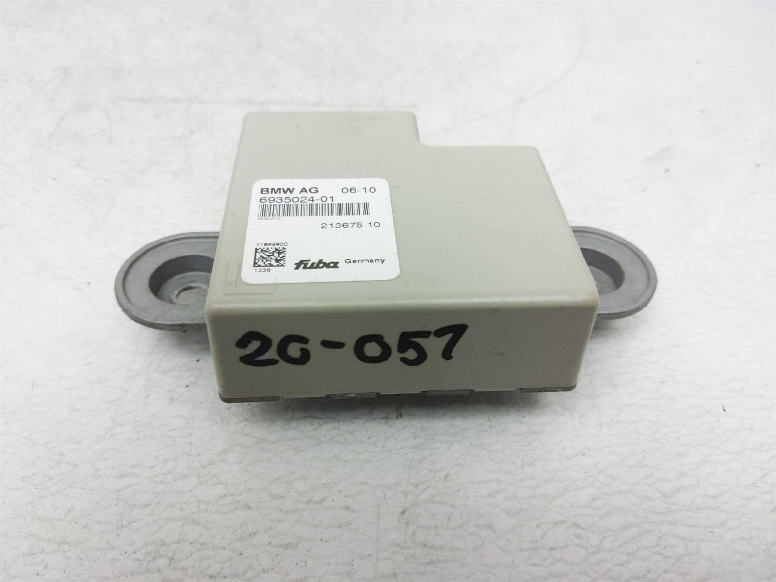 Bmw 550I 2011 At Sedan Antenna Booster Module 6935024-01