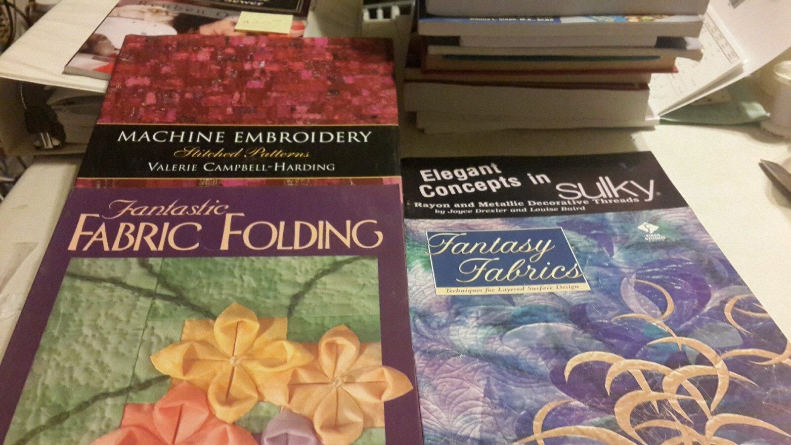 LOT OF 4 BOOKS MACHINE EMBROIDERY FANTASTIC FABRIC FOLDING FANTASY FABRICS SULKY