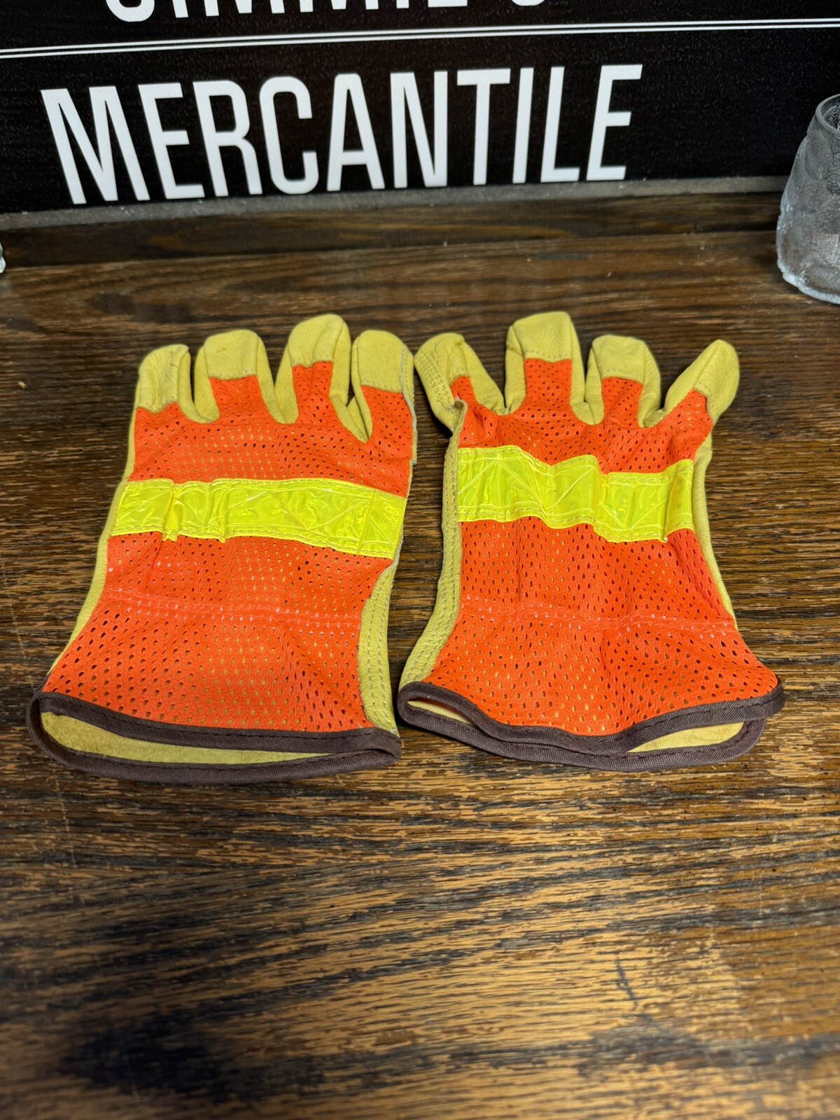 Large Men's Unlined Grain Pigskin Mesh Back Gloves, Safety, L, Orange