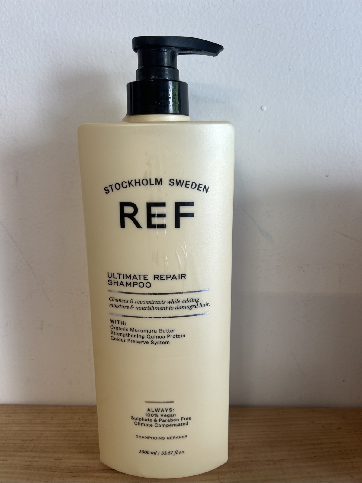 REF Hair Care Ultimate Repair Shampoo