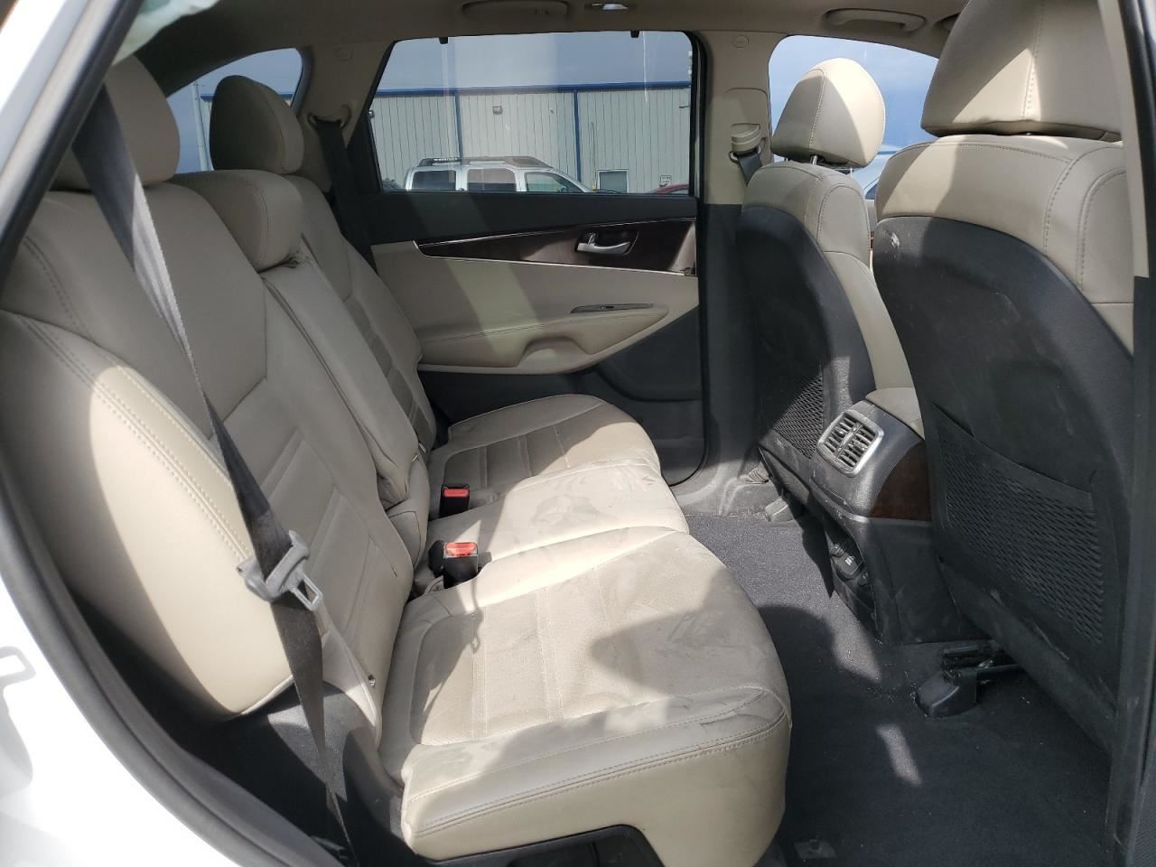 Driver Left Front Spindle/Knuckle AWD Fits 16-18 SORENTO 2442689