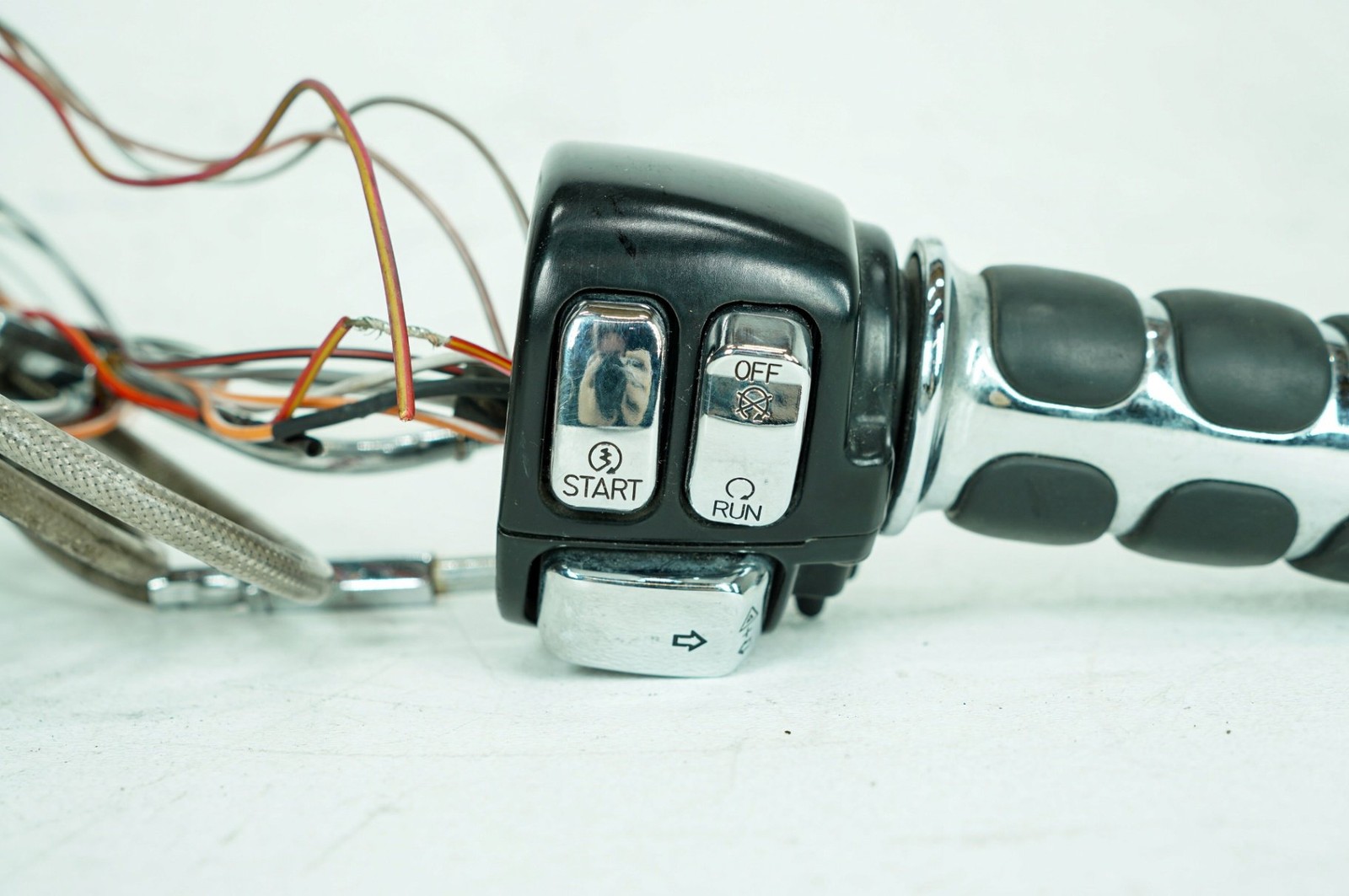 2004 Harley Dyna FXDWG Wide Glide OEM Right Engine Start Kill Switches Controls