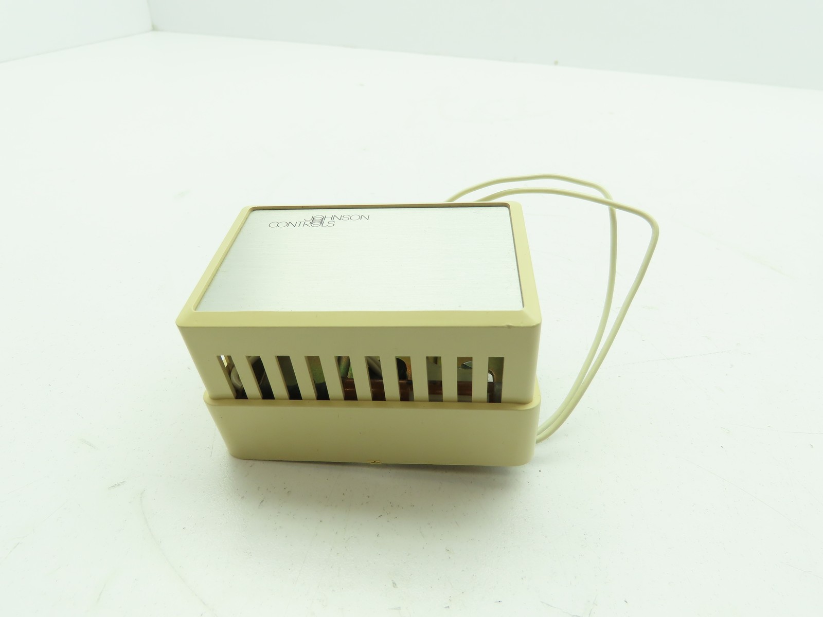 Johnson Controls TE1800-1101-8710 Room Temperature Sensing Element Sensor TE1800