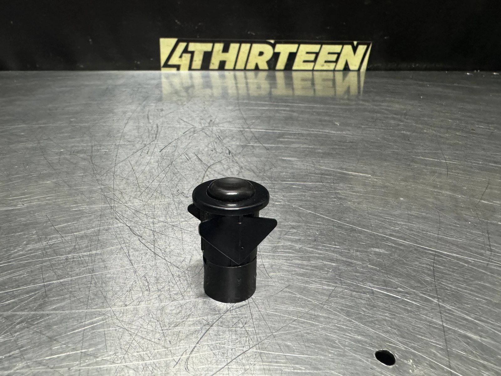 1997-2004 CORVETTE C5 CONVERTIBLE DECKLID RELEASE SWITCH BUTTON #N580
