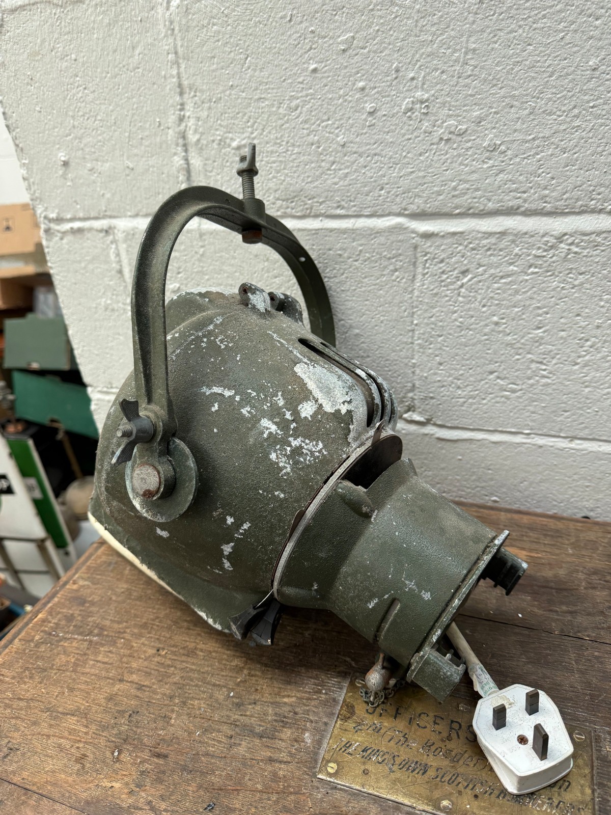 (C) VINTAGE STRAND PATT 23 ? THEATRE LIGHT / LAMP