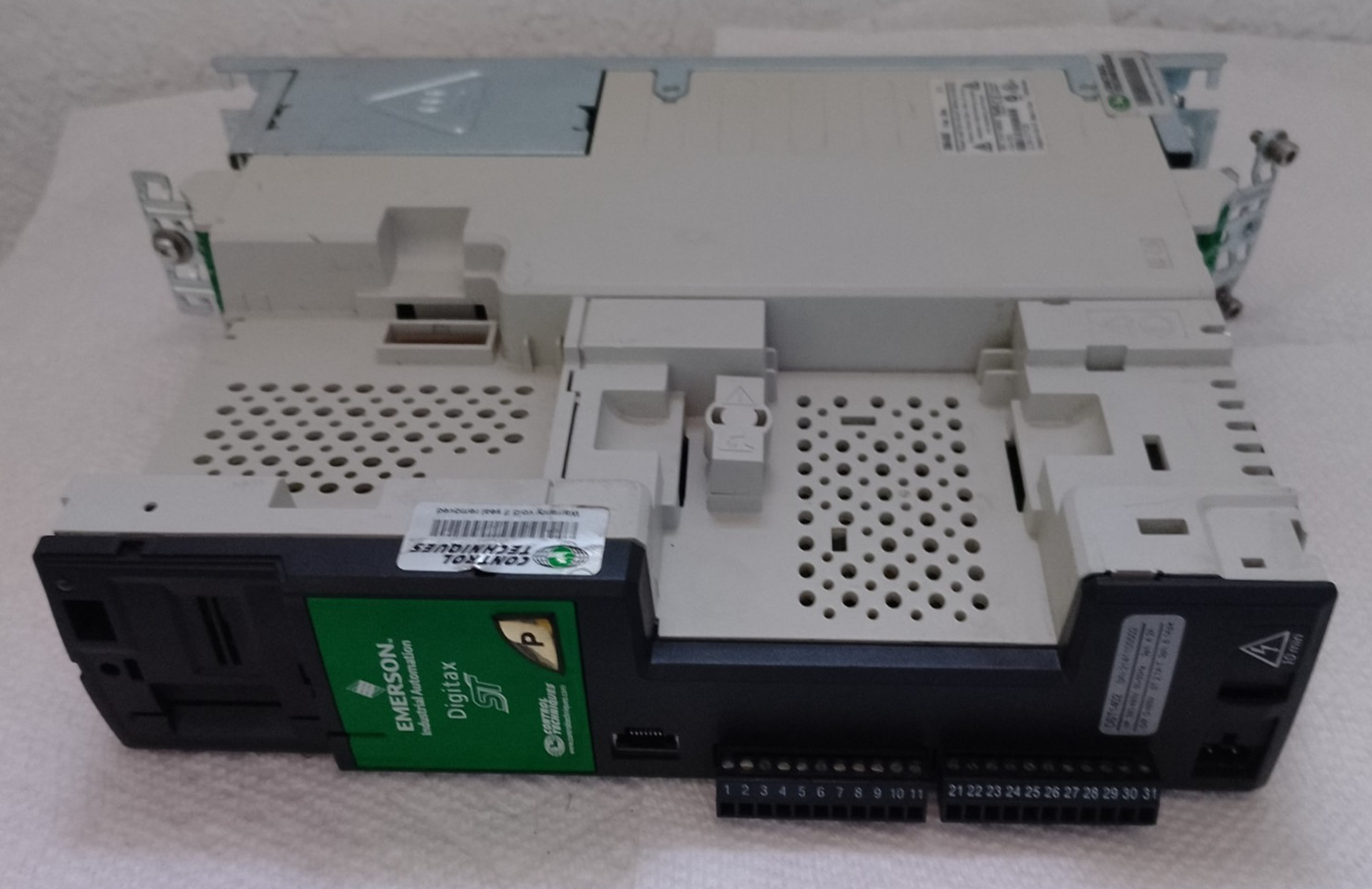 Emerson DST 1402 Servo drive 3098-0068