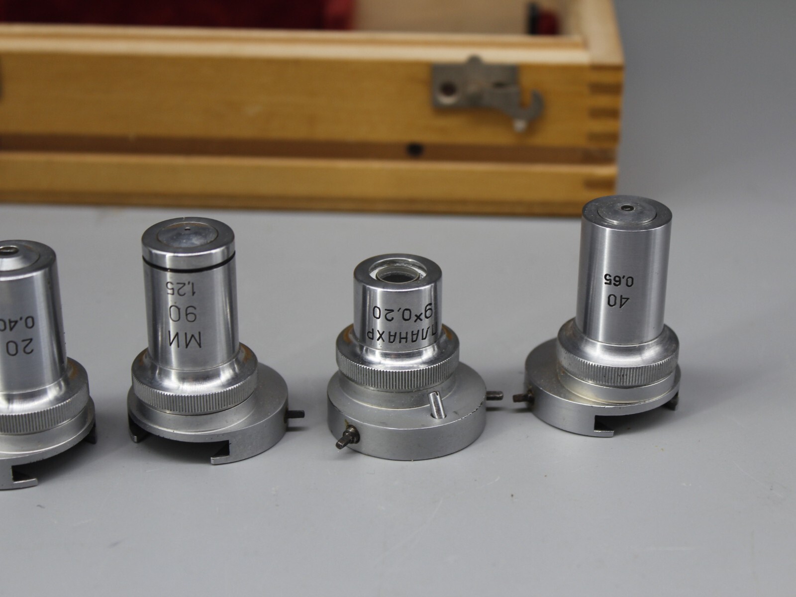 LOMO Microscope Objectives Set Polarising RMS / 160 mm tube