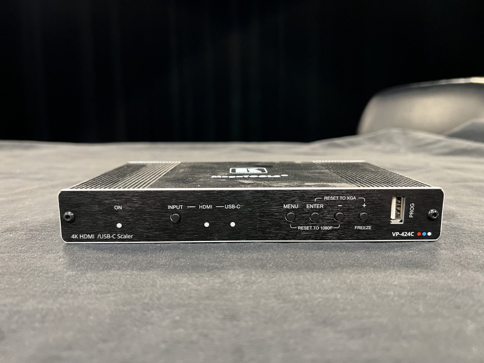 Kramer VP-424C