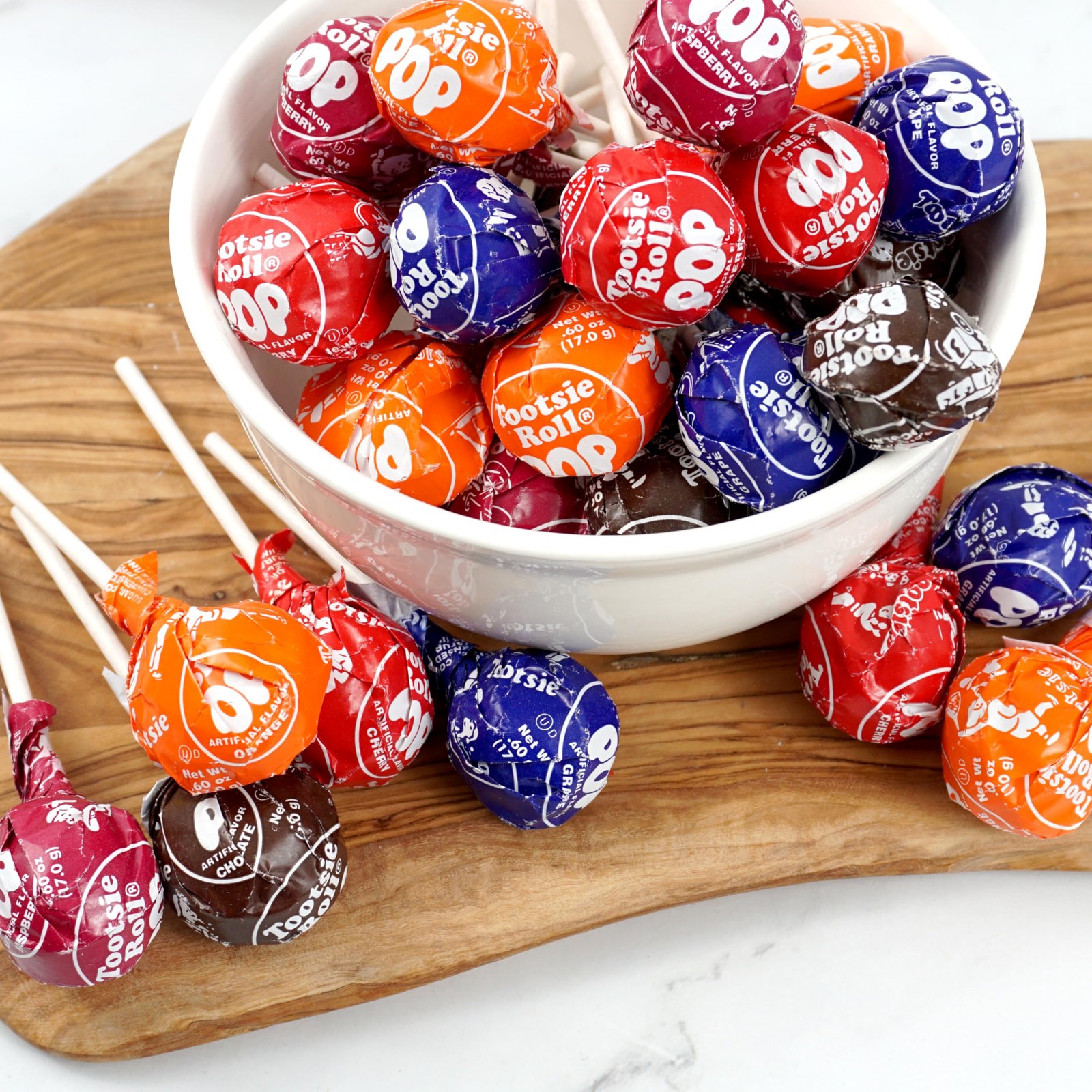 Tootsie Roll Pops with Chocolate Tootsie Roll Center 2lb Bulk Approx 44 Count