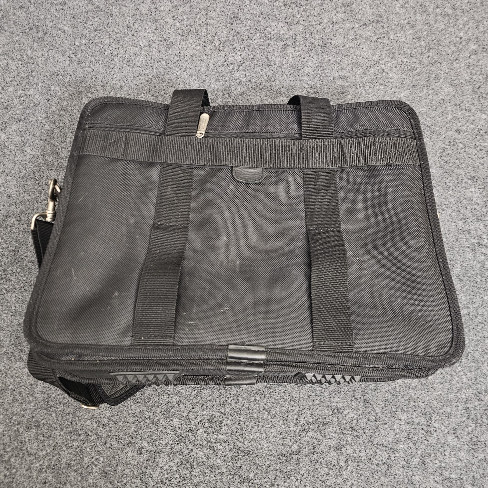 Targus Laptop Bag Case Black Shoulder Strap Multi Compartment Briefcase Work