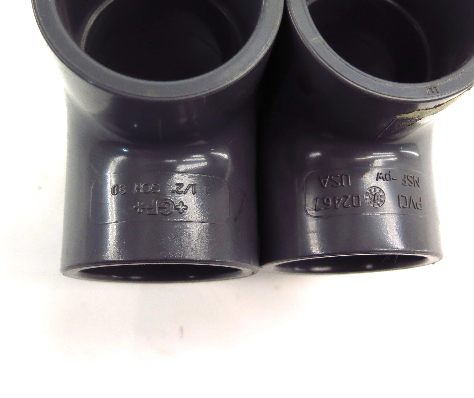+GF+ Schedule SCH 80 Socket Tee 1-1/2" PVCI D2467 (2)