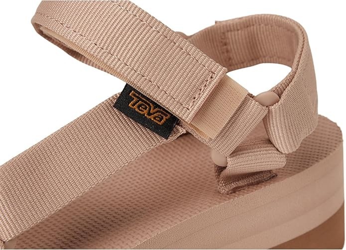 TEVA MAPLE SUGAR/ LION FLATFORM UNIVERSAL PLATFORM SANDALS