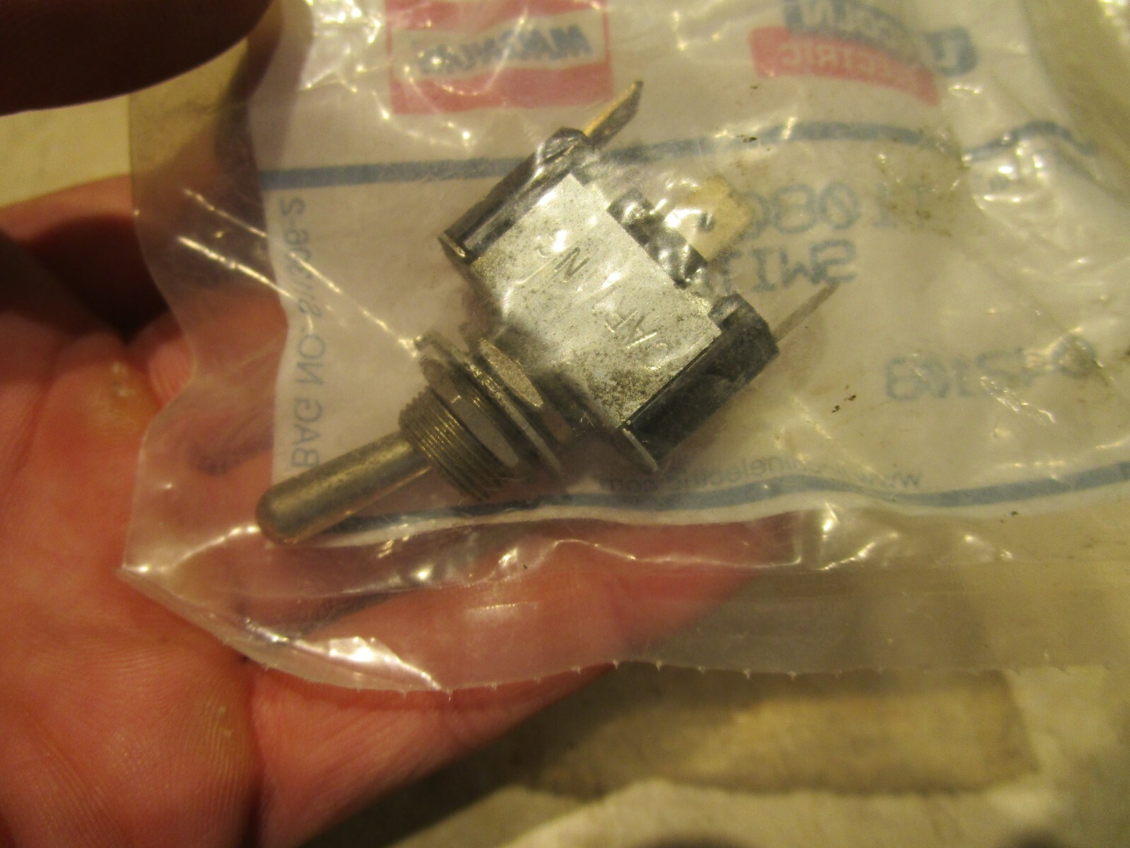 LINCOLN ELECTRIC T10800-23 SWITCH, B0232