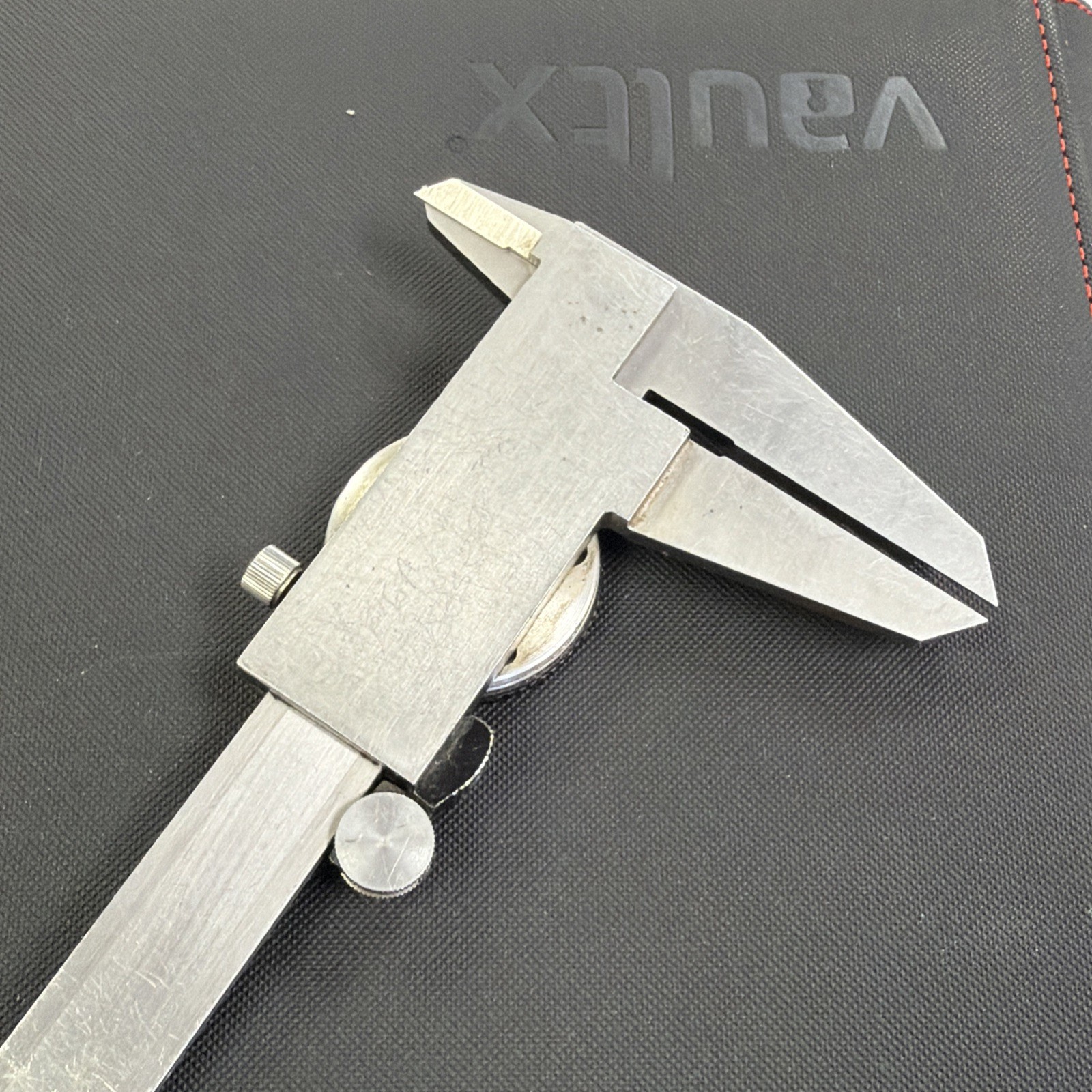 Insize DIAL CALIPER, 0-12", graduation .001" (1311-12)