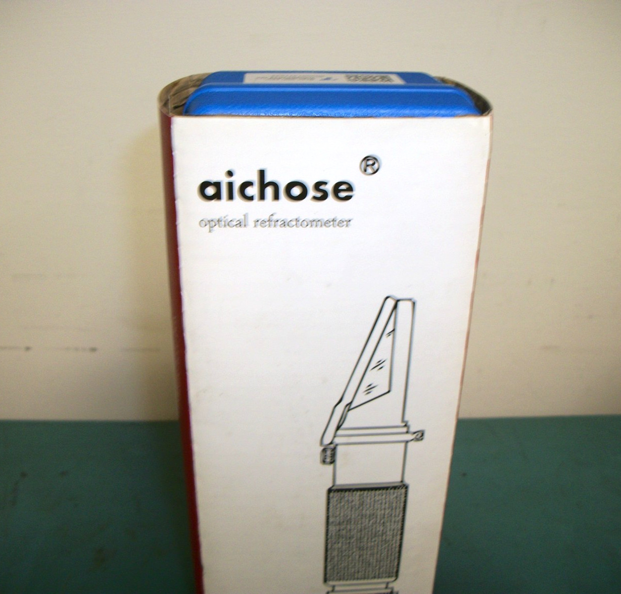 AICHOSE Optical Refractometer w/ATC Function & Case - NEW