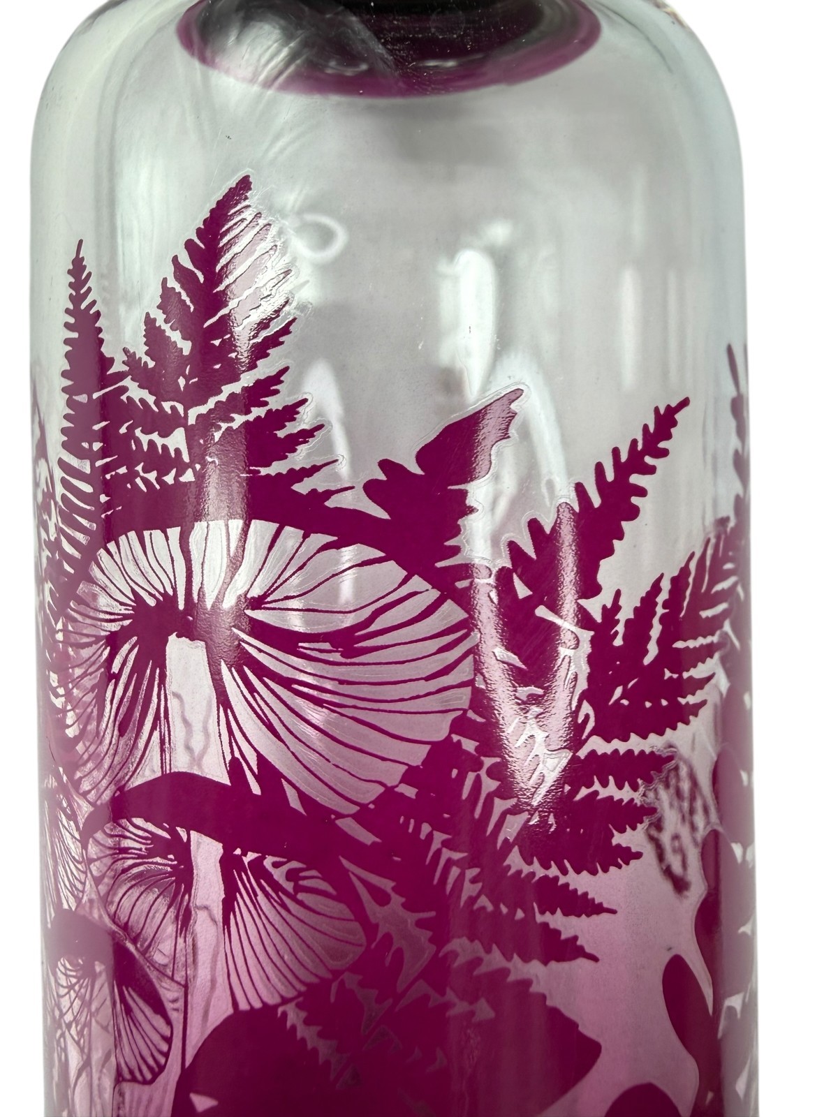 Starbucks 20 oz Glass Water Bottle Metal Fucshia Pink Lid. Ombre Pink Purple