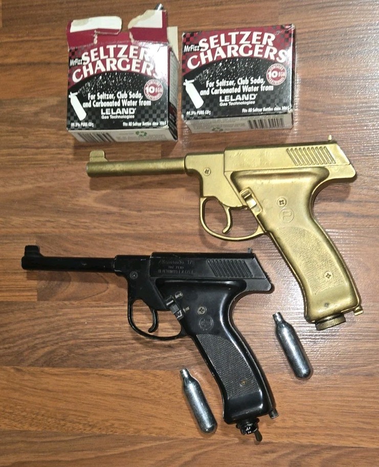 LOT OF TWO Healthways Plainsman 175 BB Air Pistol Gun AS IS w 17 CO2 Cartridges