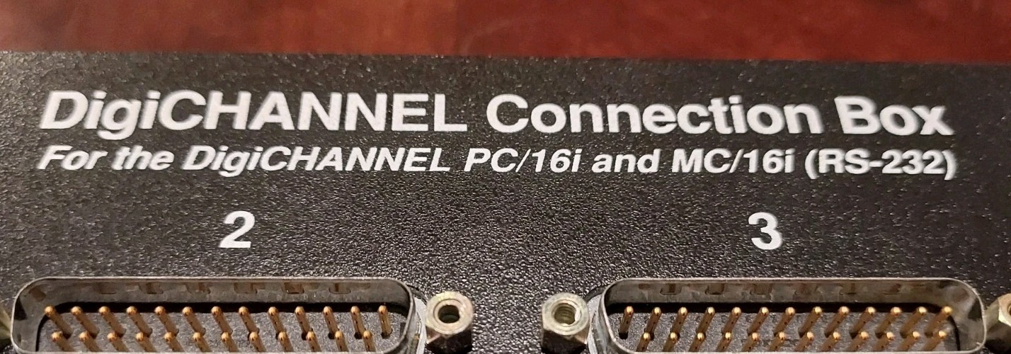 DigiChannel Connection Box PC/16i MC/16i 16 (RS-232)digiboard I/O mate interface