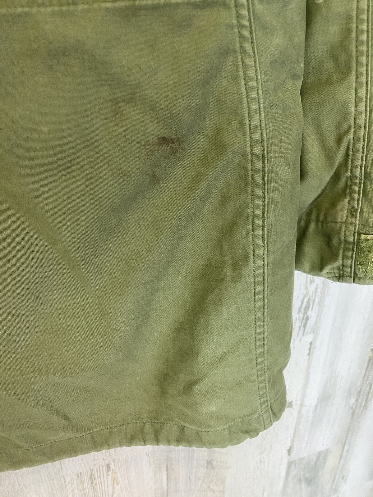 Vintage Olive Green Cold Weather Field Coat Medium Long OG-107 - Distressed Read