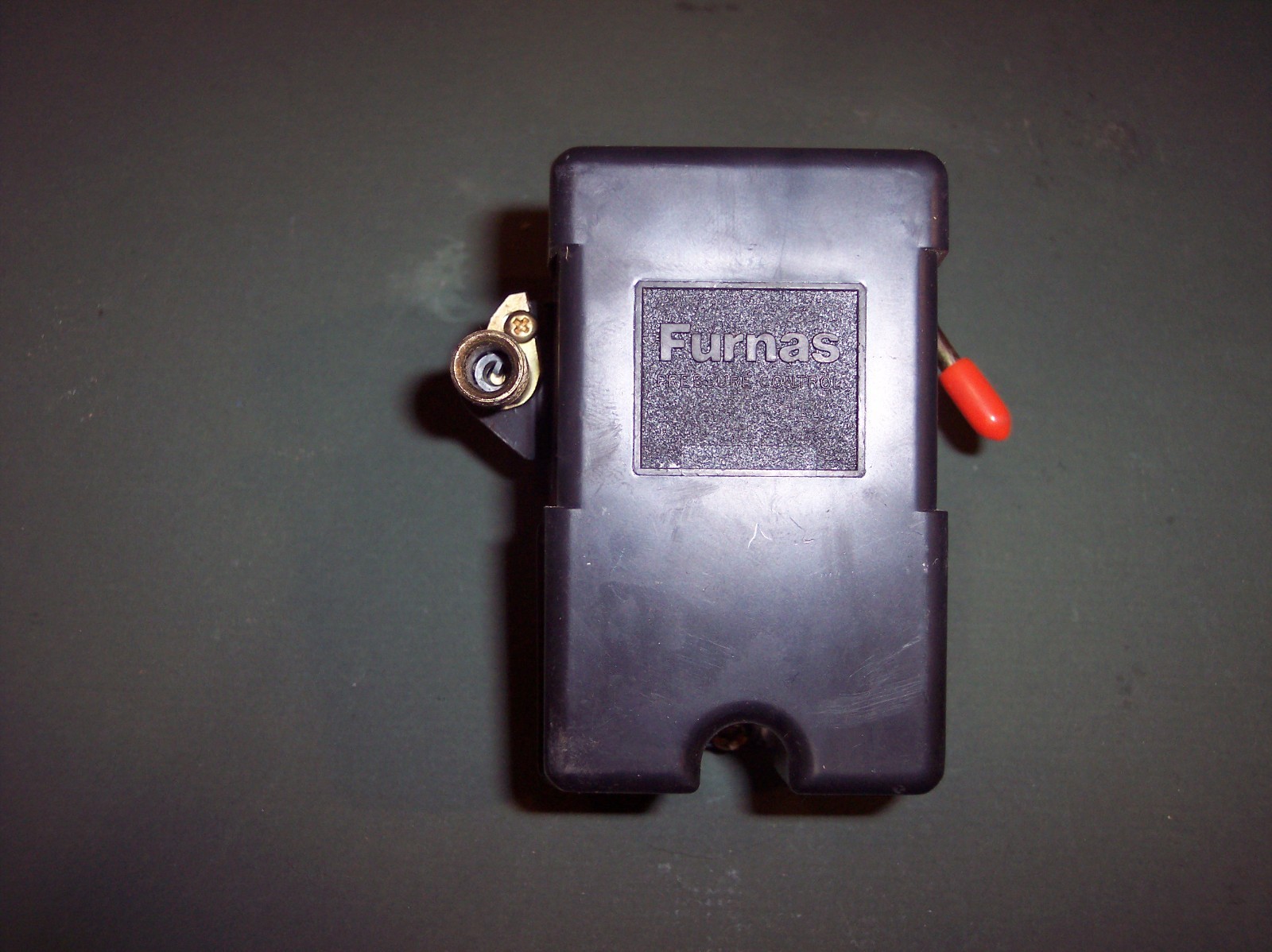 Furnas Pressure Switch 69MB6LY Brand New Older Stock Original Box