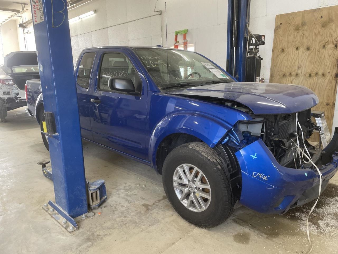 Air Cleaner 4 Cylinder 2.5L Fits 05-19 FRONTIER 1064796