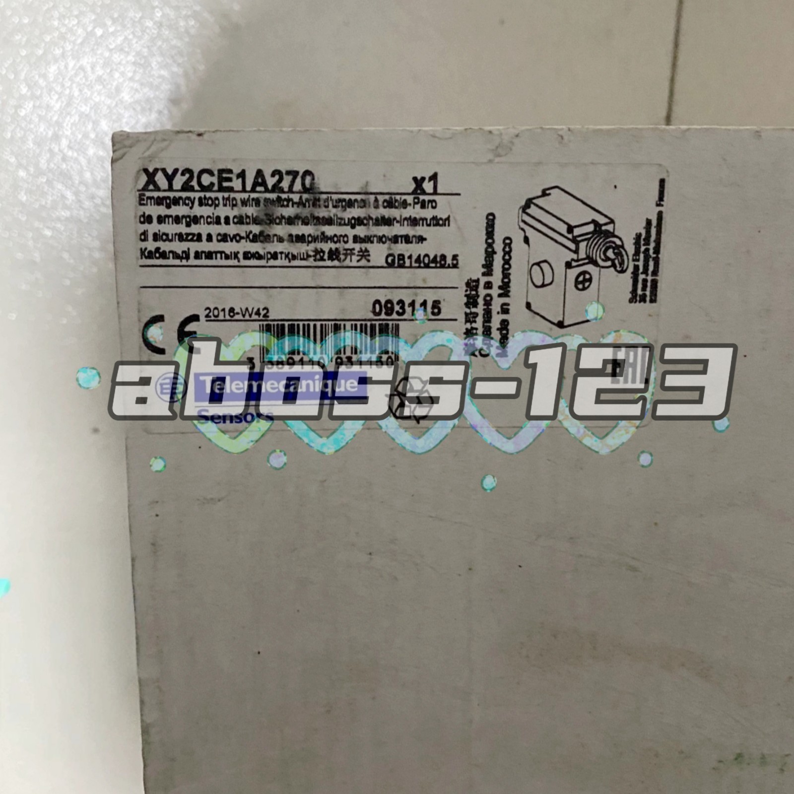 Schneider XY2CE1A270 Pull cord emergency stop switch#1pcs New In Box