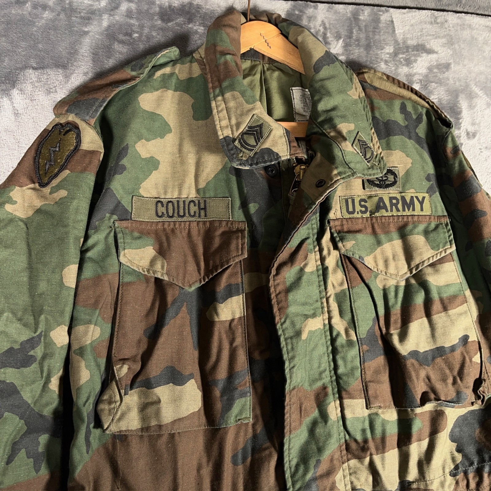 Vintage US Army M65 Field Jacket Men’s Small Regular Named Woodland Patches 80s