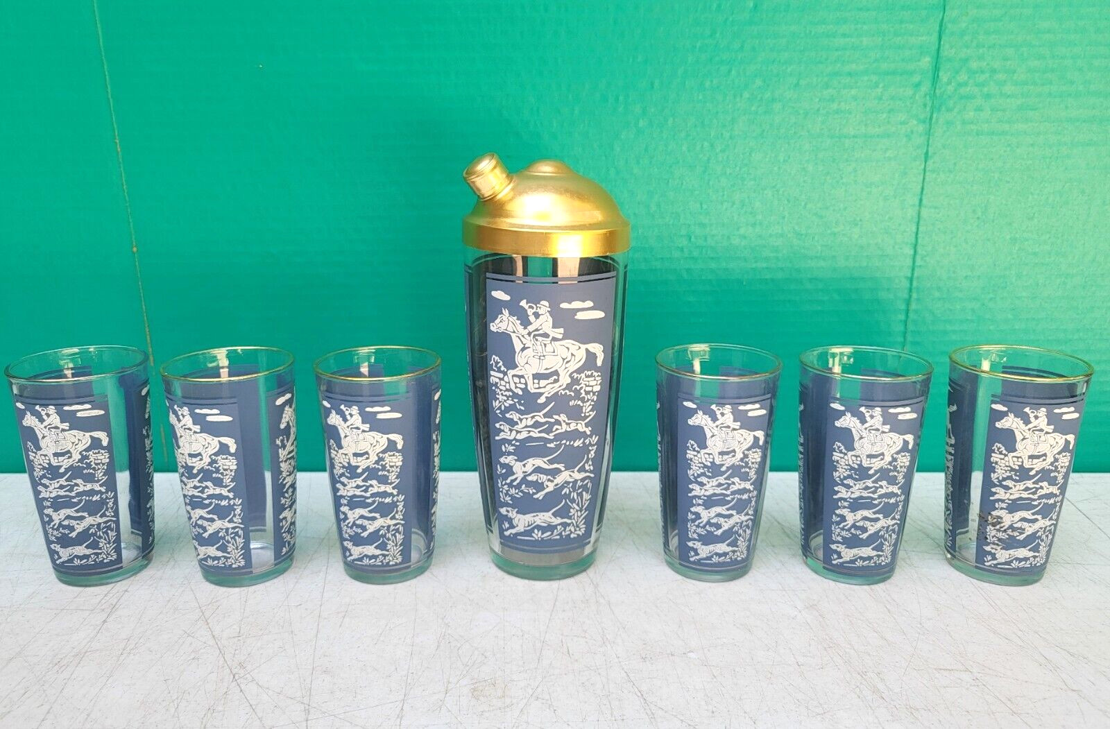 Glass Cocktail Shaker Set Hazel Atlas TALLY HO w Six Glasses Fox Hunt Equestrian